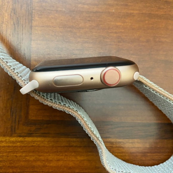 Apple Watch series 4 with GPS and cellular